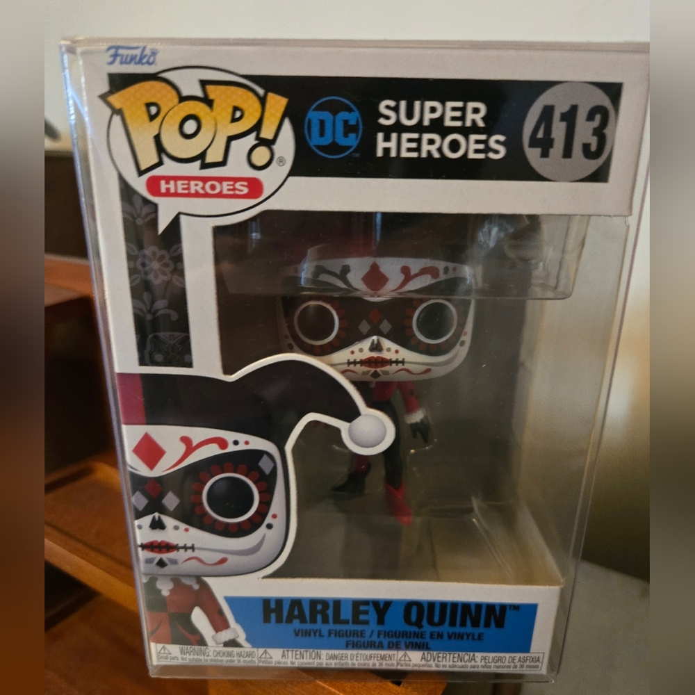 Funko Super Heroes Harley Quinn Pop Figure